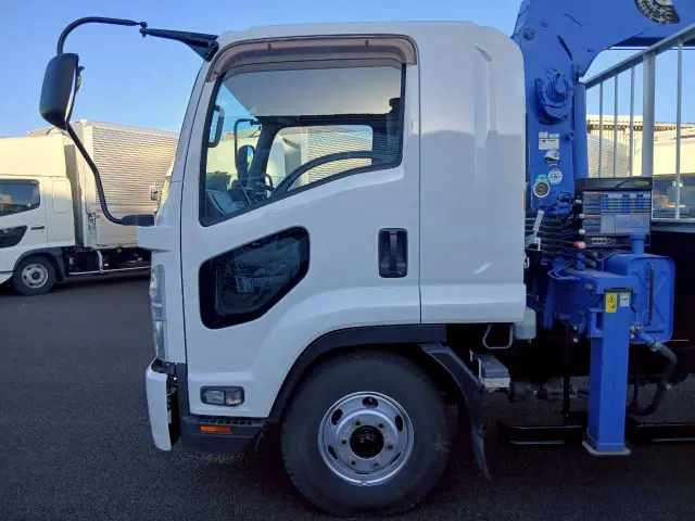 いすゞ フォワード TKG-FRR90S2(2WD)の写真24