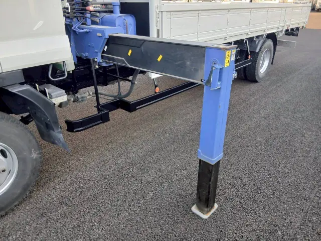 いすゞ フォワード TKG-FRR90S2(2WD)の写真29