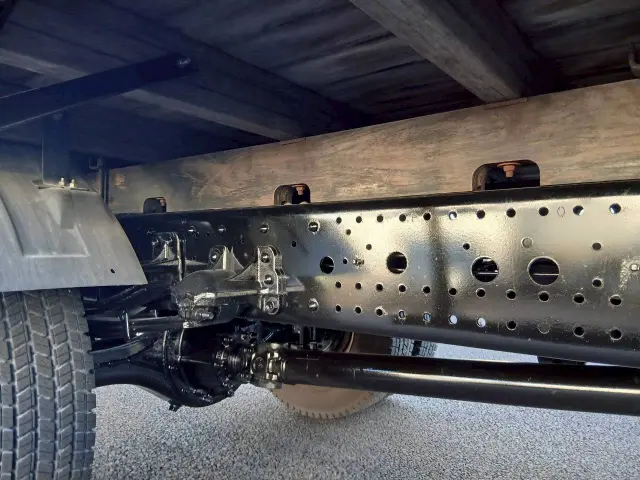 いすゞ フォワード TKG-FRR90S2(2WD)の写真37