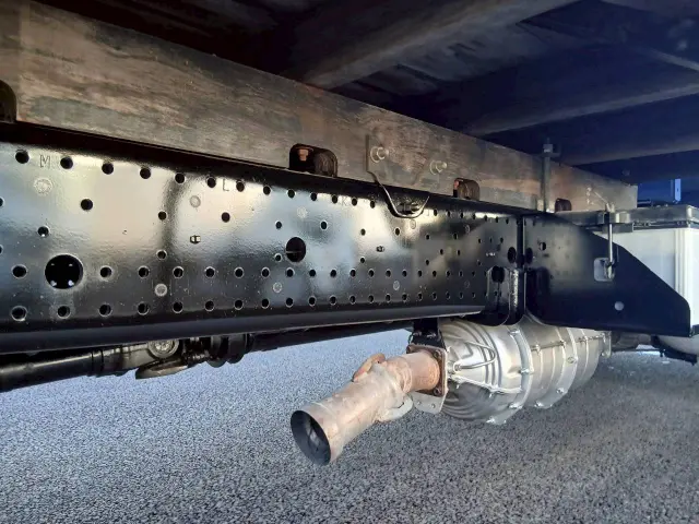 いすゞ フォワード TKG-FRR90S2(2WD)の写真38