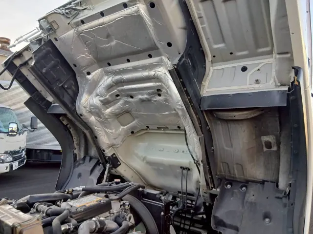 いすゞ フォワード TKG-FRR90S2(2WD)の写真43