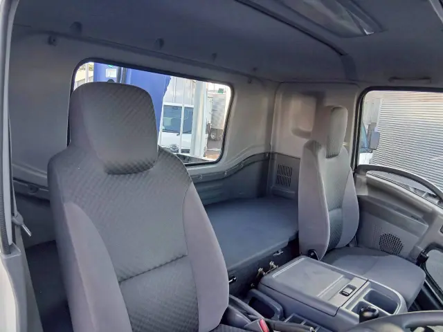 いすゞ フォワード TKG-FRR90S2(2WD)の写真45