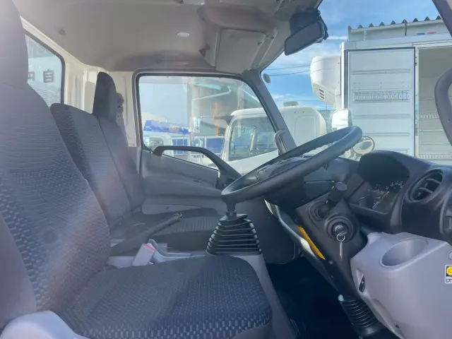 日野 デュトロ 2PG-XZU712M(2WD)の写真32