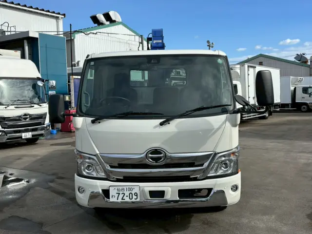 日野 デュトロ 2PG-XZU712M(2WD)の写真2