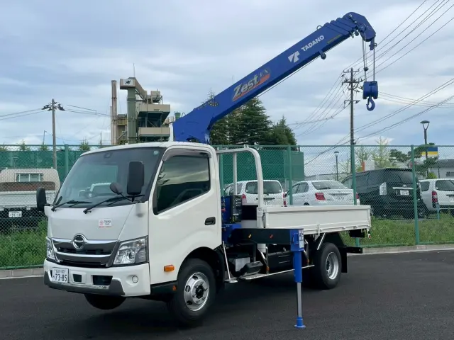 日野 デュトロ 2KG-XZU710M(2WD)の写真1
