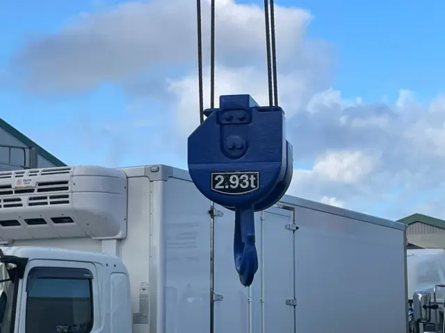 日野 デュトロ 2KG-XZU710M(2WD)の写真21