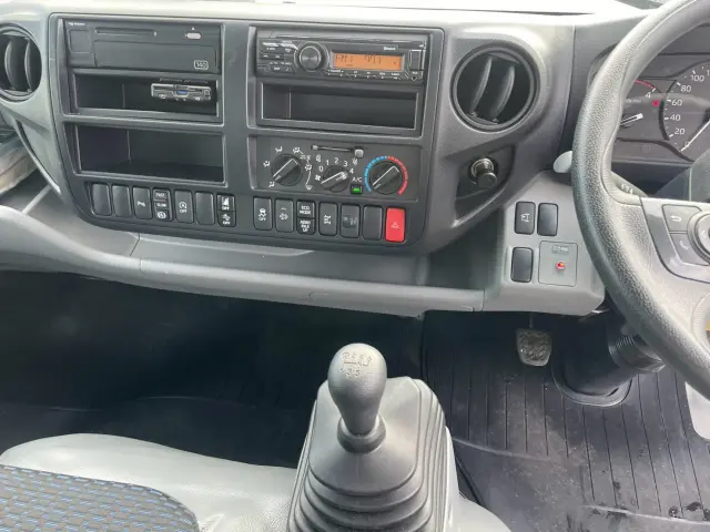 日野 デュトロ 2KG-XZU710M(2WD)の写真37