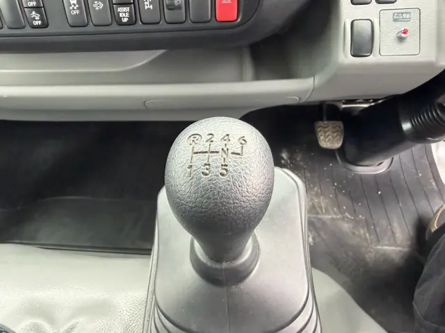 日野 デュトロ 2KG-XZU710M(2WD)の写真42