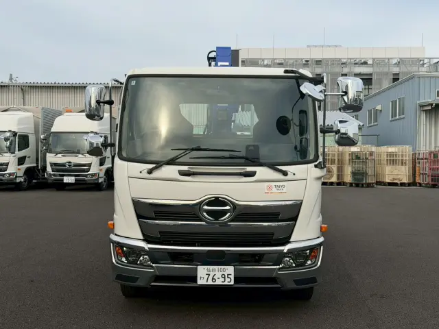 日野 レンジャー 2PG-FD2ABA(2WD)の写真2