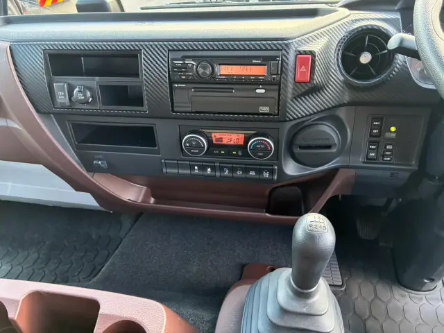 日野 レンジャー 2PG-FD2ABA(2WD)の写真36