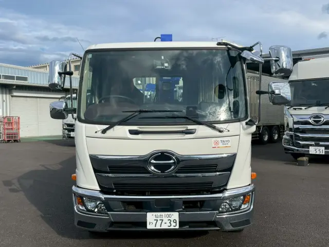 日野 レンジャー 2PG-FD2ABA(2WD)の写真2