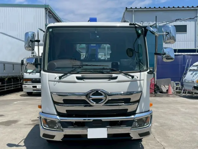 日野 レンジャー 2PG-FD2ABA(2WD)の写真2
