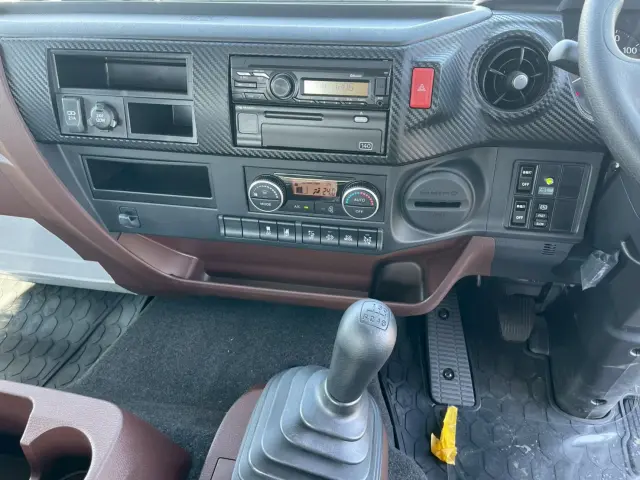 日野 レンジャー 2PG-FD2ABA(2WD)の写真34