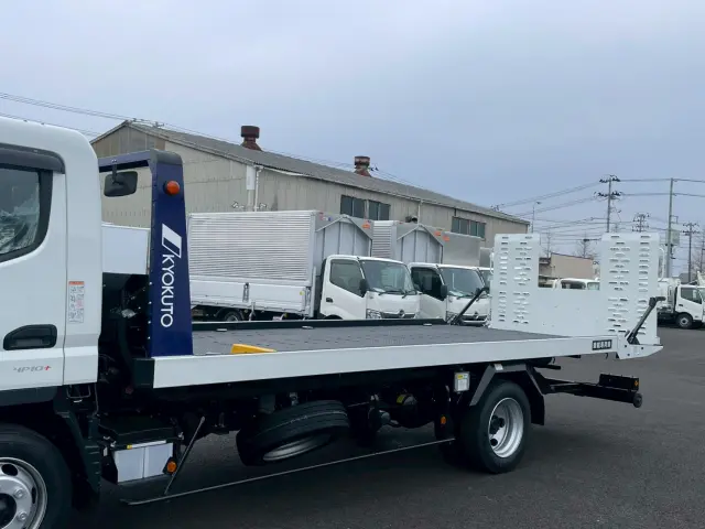 三菱 キャンター 2RG-FEB80(2WD)の写真8