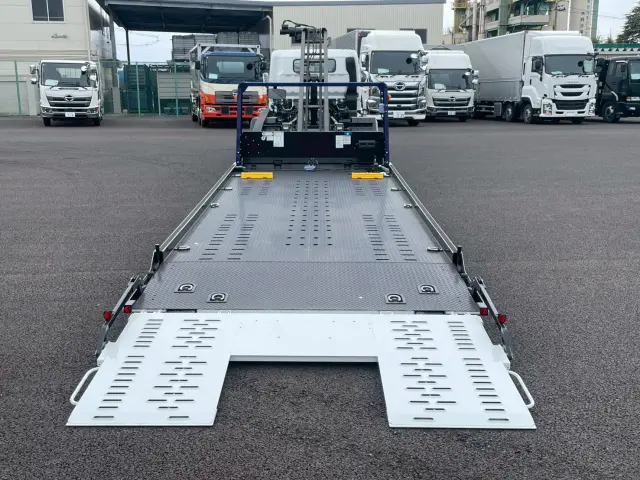 三菱 キャンター 2RG-FEB80(2WD)の写真11