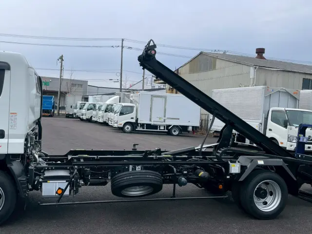 三菱 キャンター 2RG-FEB80(2WD)の写真14