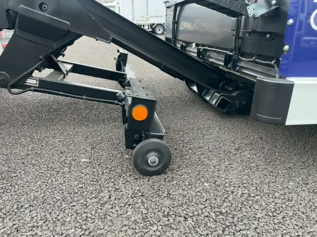 三菱 キャンター 2RG-FEB80(2WD)の写真17