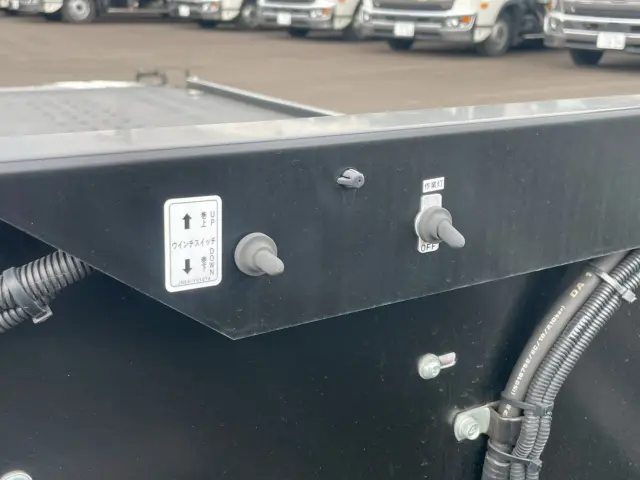 三菱 キャンター 2RG-FEB80(2WD)の写真18