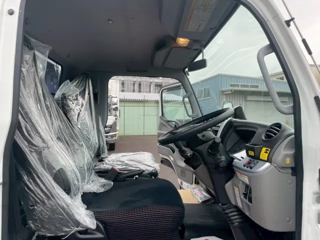 三菱 キャンター 2RG-FEB80(2WD)の写真32