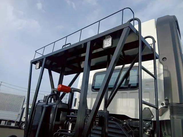 日野 プロフィア 2KG-FS1AJE(2WD)の写真13