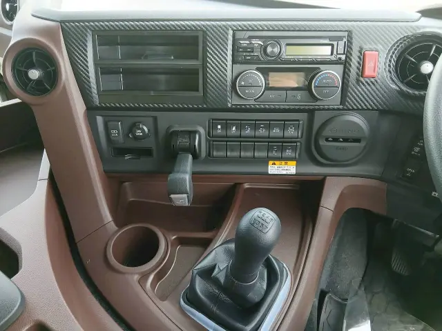 日野 プロフィア 2KG-FS1AJE(2WD)の写真35