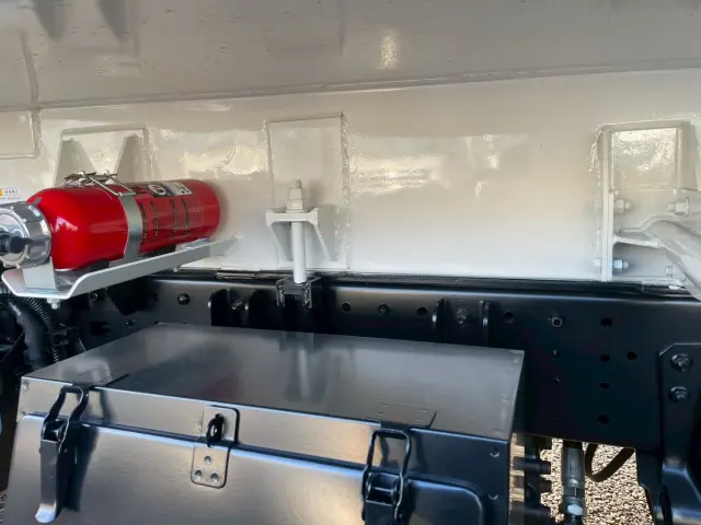 日野 デュトロ 2KG-XZU605X(2WD)の写真16