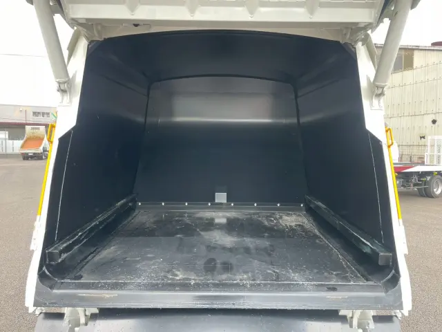 日野 デュトロ 2KG-XZU605X(2WD)の写真9