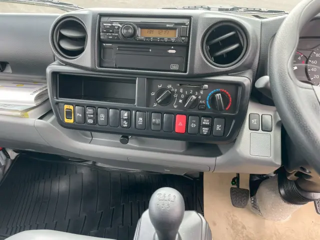 日野 デュトロ 2KG-XZU605X(2WD)の写真32