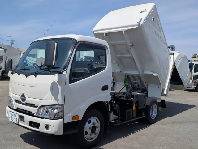 日野 デュトロ 2RG-XZU605X(2WD)の写真1