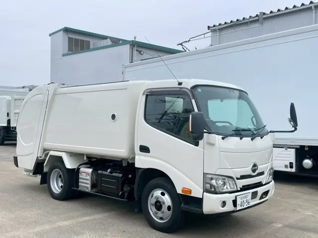 日野 デュトロ 2RG-XZU605X(2WD)の写真3