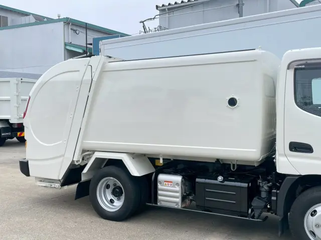 日野 デュトロ 2RG-XZU605X(2WD)の写真9