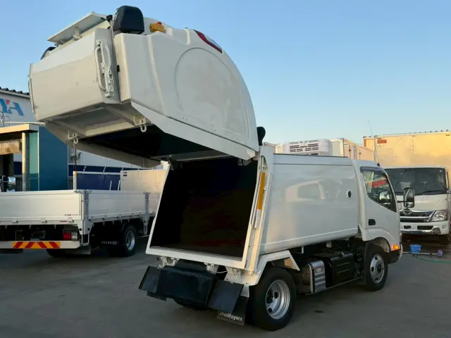 日野 デュトロ 2RG-XZU605X(2WD)の写真11