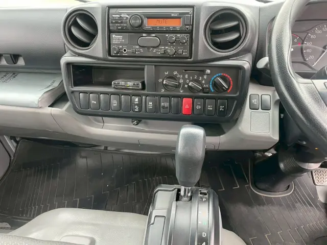 日野 デュトロ 2RG-XZU605X(2WD)の写真29