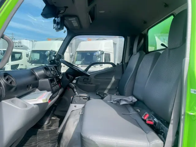 日野 デュトロ 2RG-XZU605X(2WD)の写真33