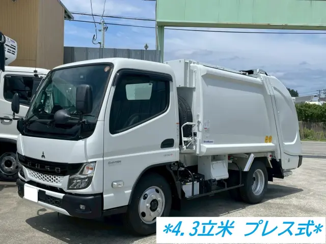 三菱 キャンター 2RG-FEAV0(2WD)の写真1