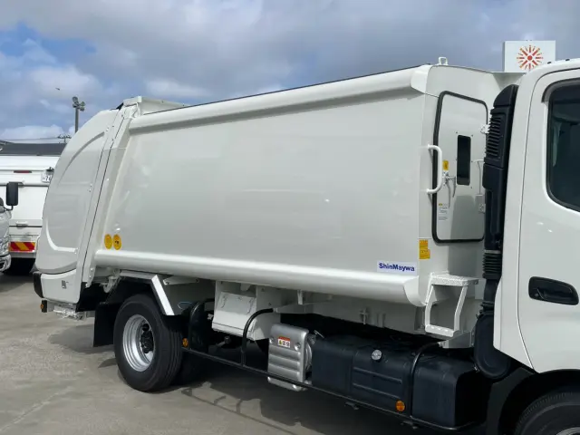 日野 デュトロ 2KG-XZU710M(2WD)の写真8