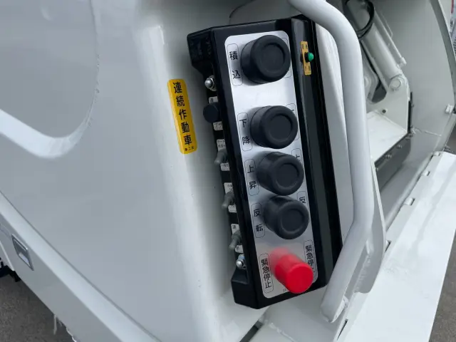 日野 デュトロ 2KG-XZU710M(2WD)の写真16