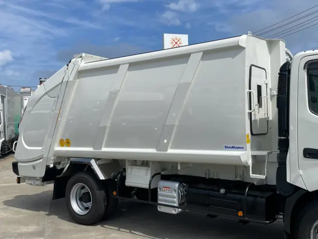 日野 デュトロ 2KG-XZU710M(2WD)の写真8