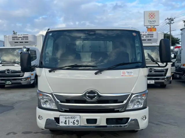 日野 デュトロ 2KG-XZU710M(2WD)の写真2