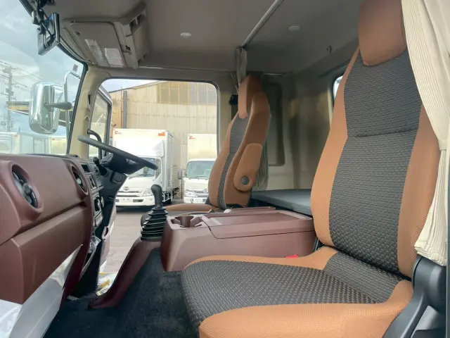 日野 レンジャー 2PG-FD2ABA(2WD)の写真29