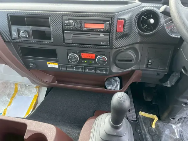 日野 レンジャー 2PG-FD2ABA(2WD)の写真30