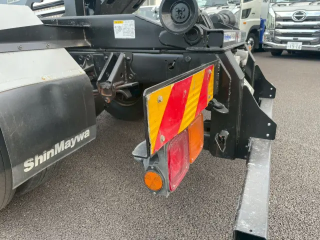 いすゞ フォワード 2RG-FRR90S2(2WD)の写真20