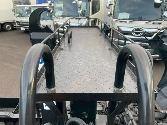 いすゞ フォワード 2RG-FRR90S2(2WD)の写真23