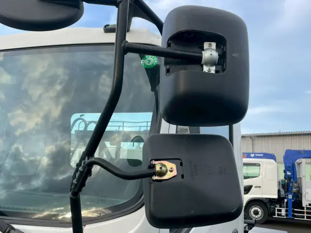 いすゞ フォワード 2RG-FRR90S2(2WD)の写真25