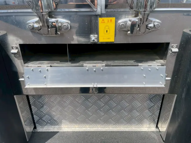 日野 プロフィア 2KG-FR1AHC(6x2)の写真15