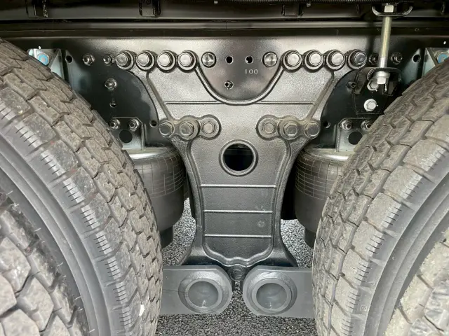 日野 プロフィア 2KG-FR1AHC(6x2)の写真21