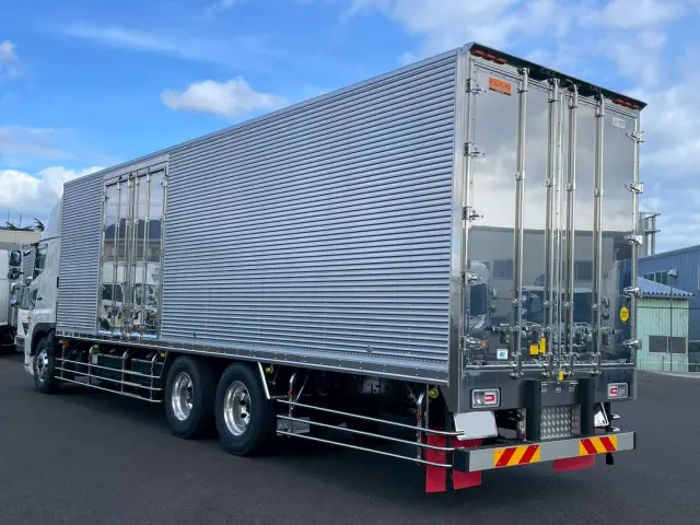 日野 プロフィア 2KG-FR1AHC(2WD)の写真6