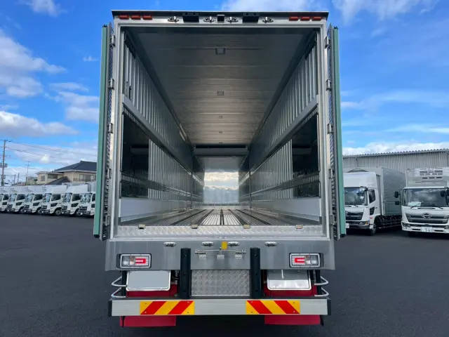 日野 プロフィア 2KG-FR1AHC(2WD)の写真11