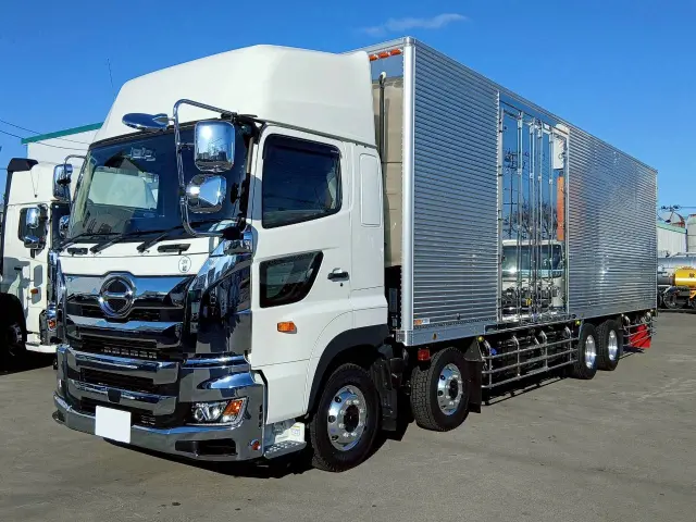 日野 プロフィア 2KG-FW1AHB(8x4)の写真1