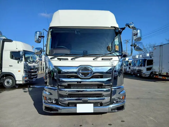 日野 プロフィア 2KG-FW1AHB(8x4)の写真2